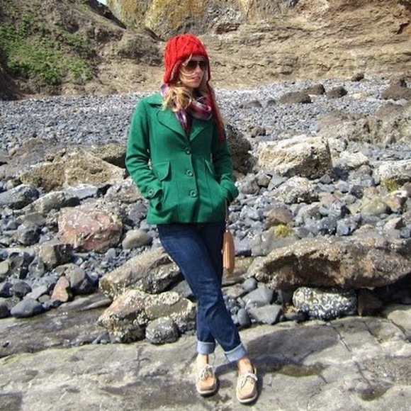 Meet your Posher, Whitney - Picture 1 of 1